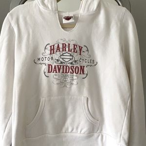Women’s hoodies